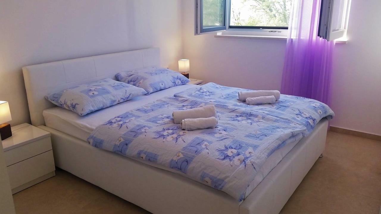 Apartment Villa Vala Малинська Екстер'єр фото